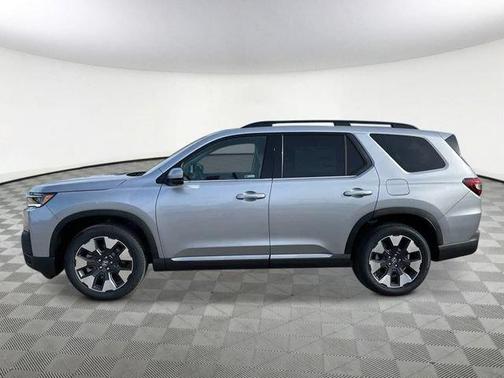 Solar Silver Metallic 2026 Honda Pilot Touring