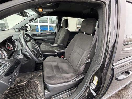 2016 Dodge Grand Caravan AVP/SE