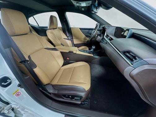 Eminent White Pearl 2019 Lexus ES 350 350