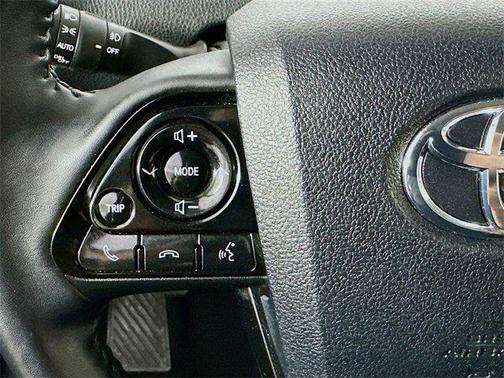 2021 Toyota Prius XLE