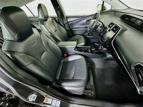 2021 Toyota Prius XLE