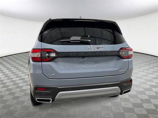 2025 Honda Pilot Touring