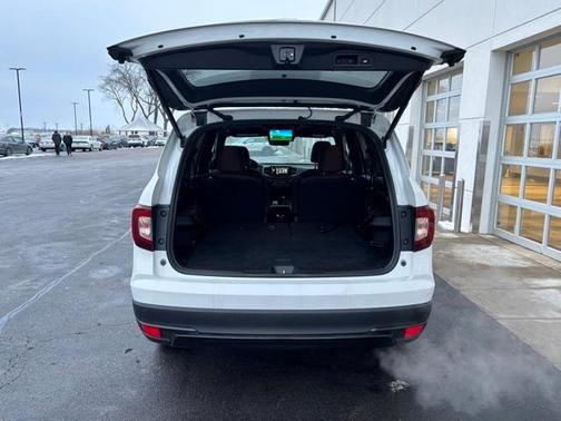 2022 Honda Pilot Black Edition