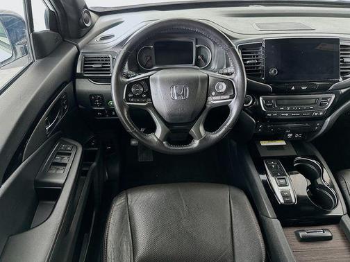 2022 Honda Pilot Black Edition