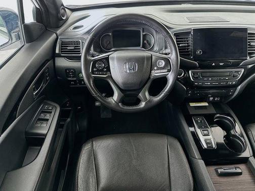 2022 Honda Pilot Black Edition