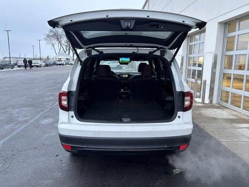 2022 Honda Pilot Black Edition