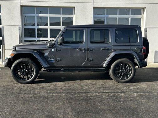 2022 Jeep Wrangler Unlimited 4xe Sahara