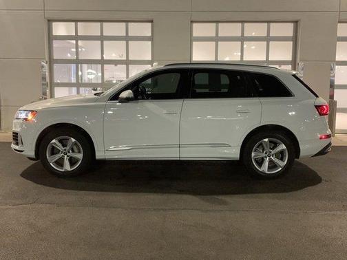 2021 Audi Q7 55 Premium