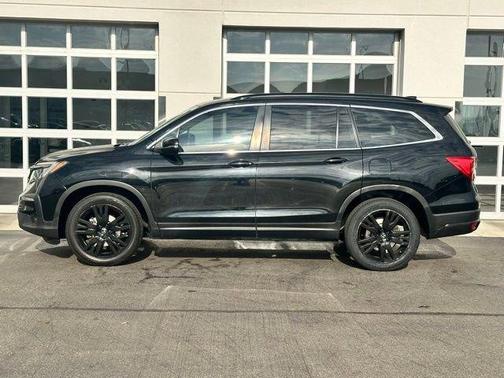 Crystal Black Pearl 2022 Honda Pilot Special Edition