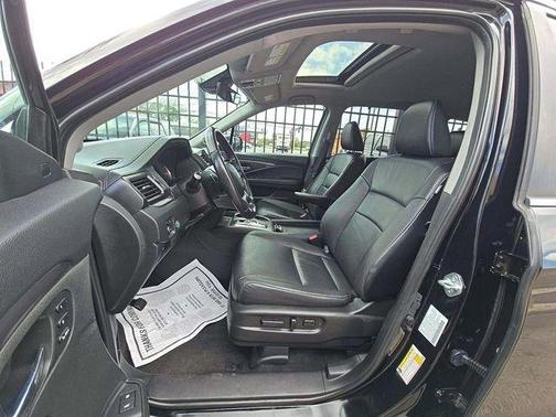 Crystal Black Pearl 2022 Honda Pilot Special Edition
