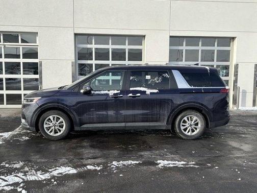 2024 Kia Carnival LX Seat Package