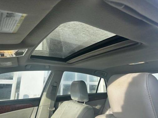 2011 Toyota Avalon Limited