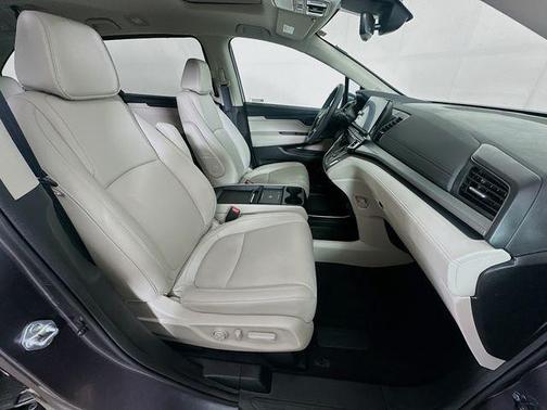 Modern Steel Metallic 2026 Honda Odyssey EX-L