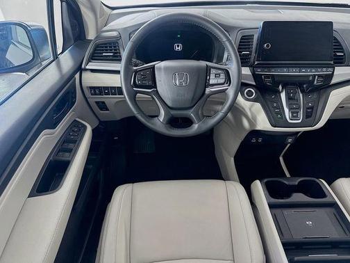 Modern Steel Metallic 2026 Honda Odyssey EX-L