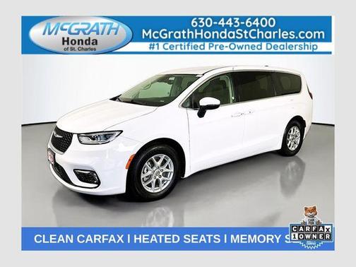 Bright White Clearcoat 2023 Chrysler Pacifica Touring-L