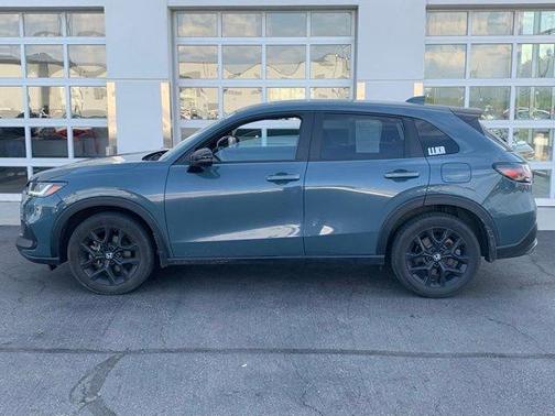 Pearl 2024 Honda HR-V Sport