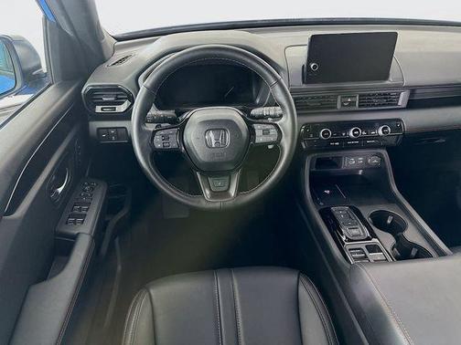 Sky 2025 Honda Pilot TrailSport