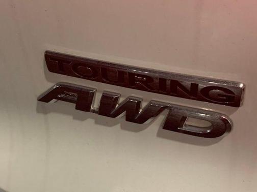 2022 Honda Pilot Touring 7-Passenger