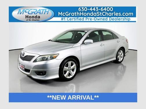 Classic Silver Metallic 2010 Toyota Camry SE