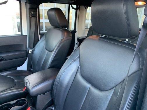 2015 Jeep Wrangler Unlimited Altitude