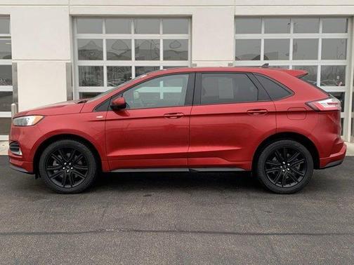 2022 Ford Edge ST Line
