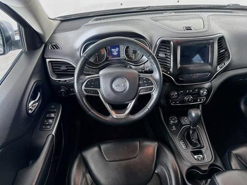 Billet Silver Metallic Clearcoat 2019 Jeep Cherokee Latitude Plus