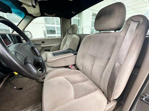 2003 Chevrolet Silverado 1500 LS