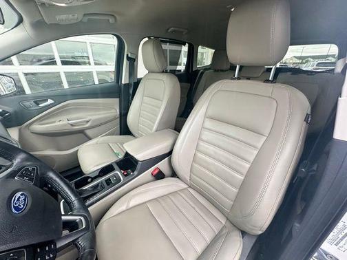 White Platinum 2019 Ford Escape SEL