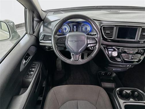 2020 Chrysler Pacifica Touring