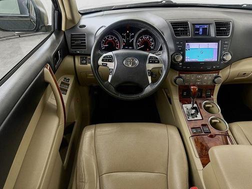 Black 2012 Toyota Highlander Limited