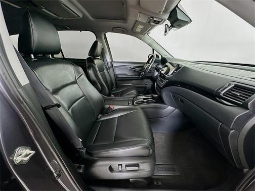 2020 Honda Pilot Touring 7-Passenger