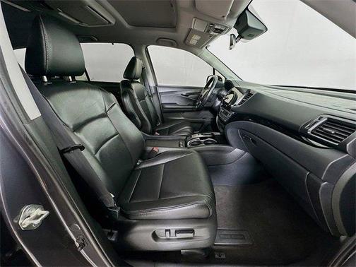 2020 Honda Pilot Touring 7-Passenger