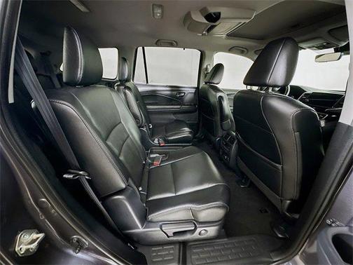 2020 Honda Pilot Touring 7-Passenger
