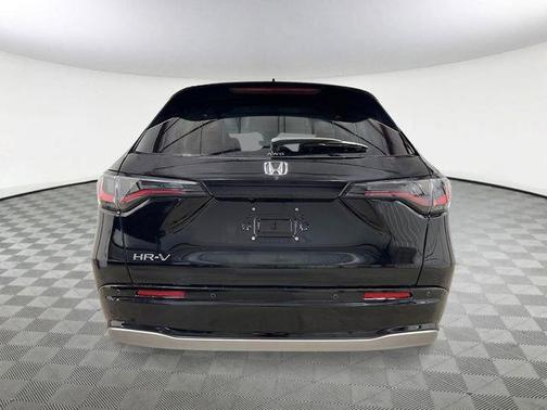 Crystal Black Pearl 2027 Honda HR-V EX-L