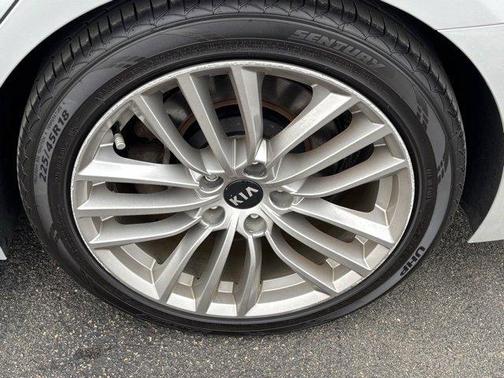 2018 Kia Stinger Base