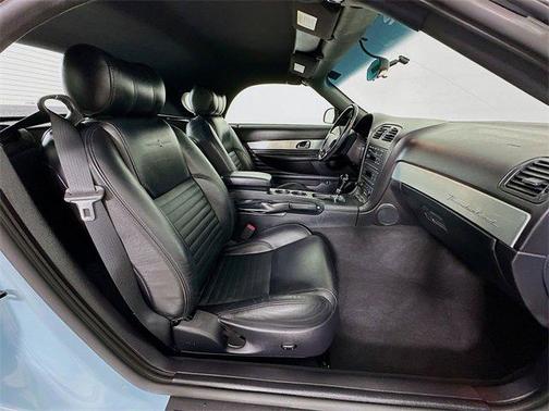 2003 Ford Thunderbird