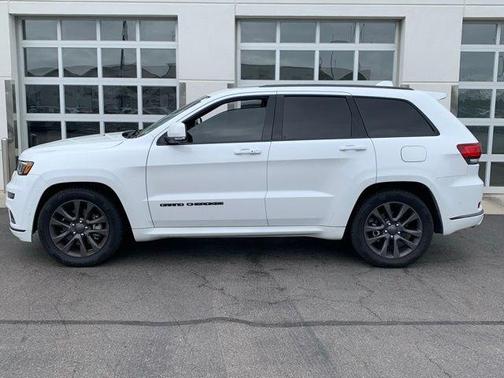 Bright White Clearcoat 2019 Jeep Grand Cherokee Altitude