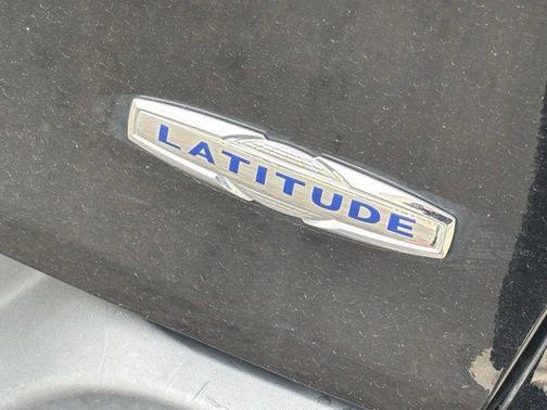 Diamond Black 2018 Jeep Cherokee Latitude