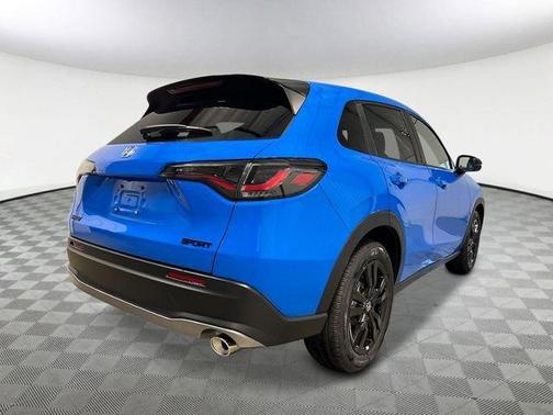 Boost Blue Pearl 2027 Honda HR-V Sport
