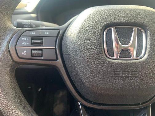 Platinum White Pearl 2025 Honda Accord LX