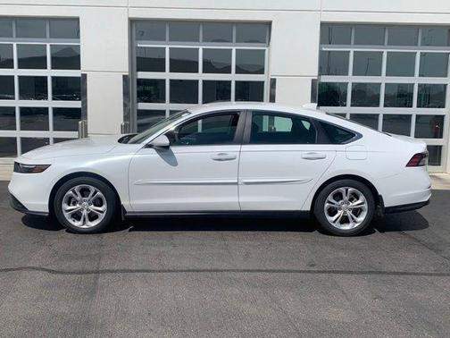 Platinum White Pearl 2025 Honda Accord LX