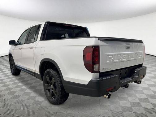 Platinum White Pearl 2026 Honda Ridgeline Black Edition