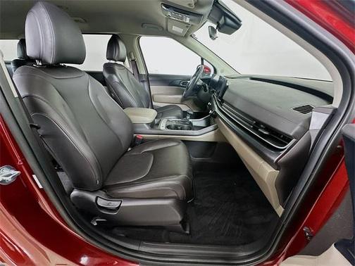 2025 Kia Carnival LXS