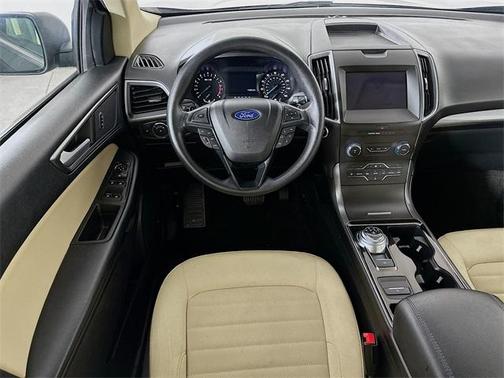 2020 Ford Edge SE