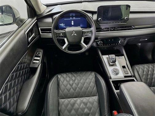 2023 Mitsubishi Outlander PHEV SEL