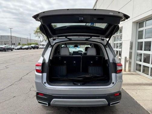 Lunar Silver Metallic 2023 Honda Pilot Elite