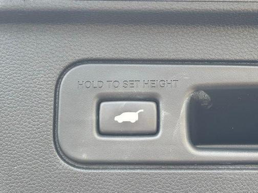 Lunar Silver Metallic 2023 Honda Pilot Elite