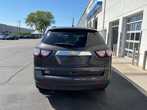 Tungsten Metallic 2015 Chevrolet Traverse 1LT