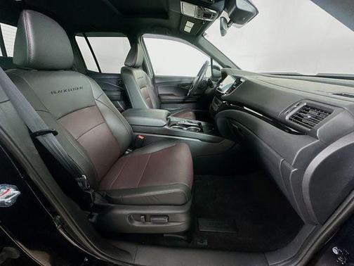 2025 Honda Ridgeline Black Edition