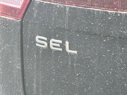 2024 Volkswagen Tiguan 2.0T SEL R-Line